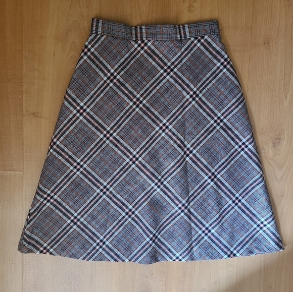 Vintage 70s Plaid Wool Blend Academia A-line Skirt - Picture 2 of 8